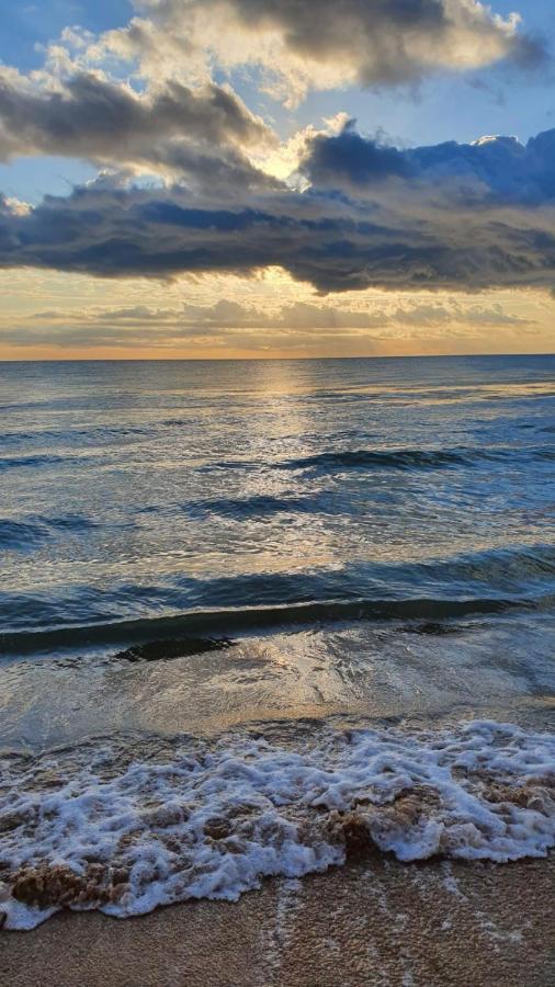 Апартаменты Un Rincon En El Mar Бельрегуарт Экстерьер фото